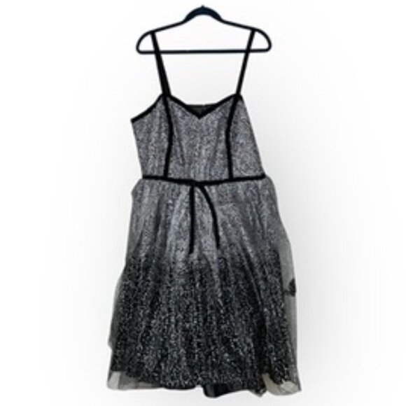 ModCloth x Collectif Stun&Done Florence Swing Dress Black and Silver US16 - Picture 1 of 10